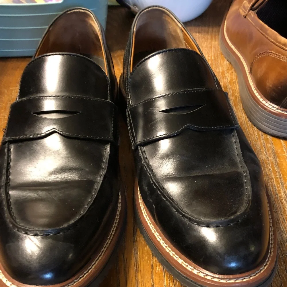 Johnston & Murphy Men's Black Leather Penny Loafers - Classic Dress Shoes